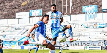"Había que aguantar los primeros minutos", expresó Leonardo Rodríguez, arquero de Racing (@gytoficial)