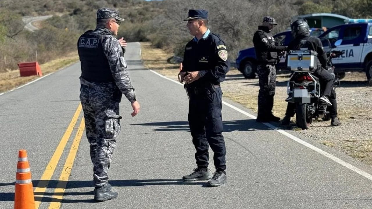 Seguridad vial: Punilla y Santa María reforzaron controles en rutas turísticas