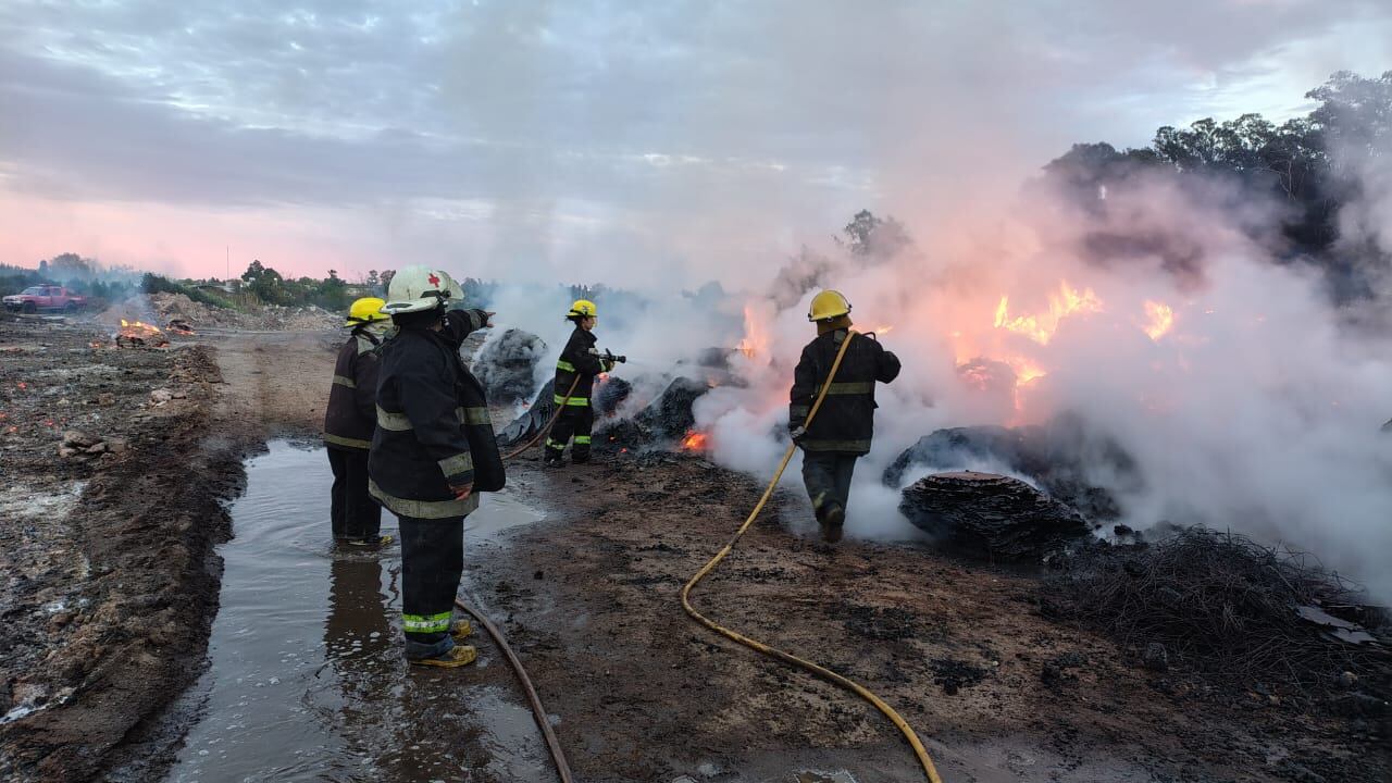 Imponente incendio en Gualeguaychú