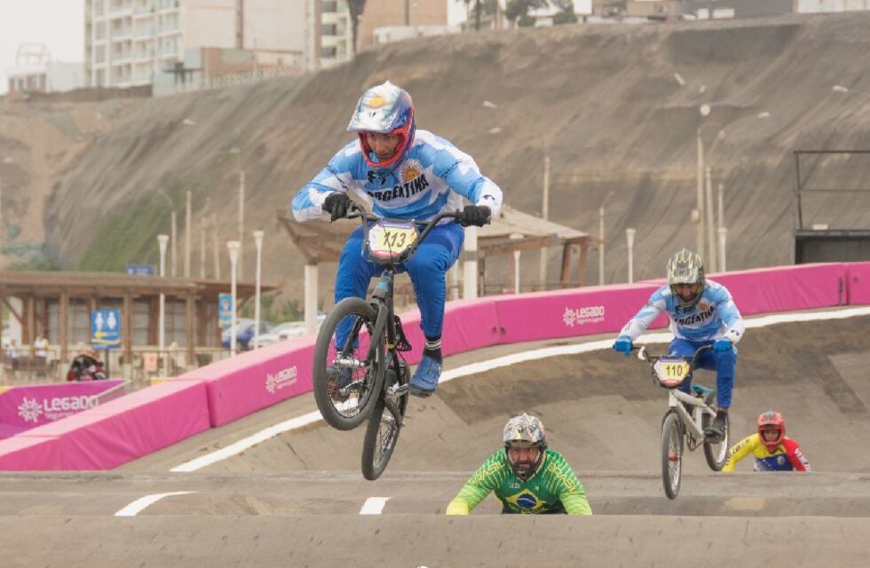 BMX: Agustín Galeotti se rompió la rodilla, le dijeron que no iba a poder hacer deportes y fue campeón Panamericano