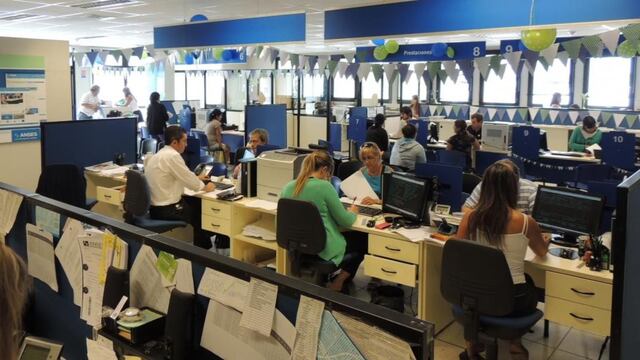 El salario de los empleados públicos superó el porcentaje de inflación.