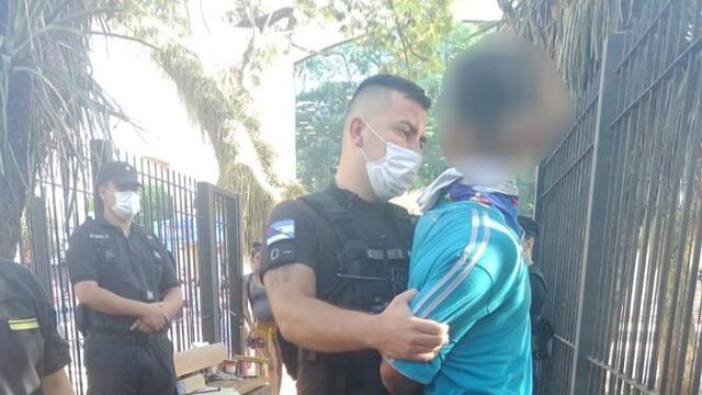 Terminó detenido tras intentar violentar a un empleado municipal.