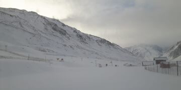 Los Puquios reabrirá su parque de nieve para aprovechar las últimas nevadas. Foto: Gentileza