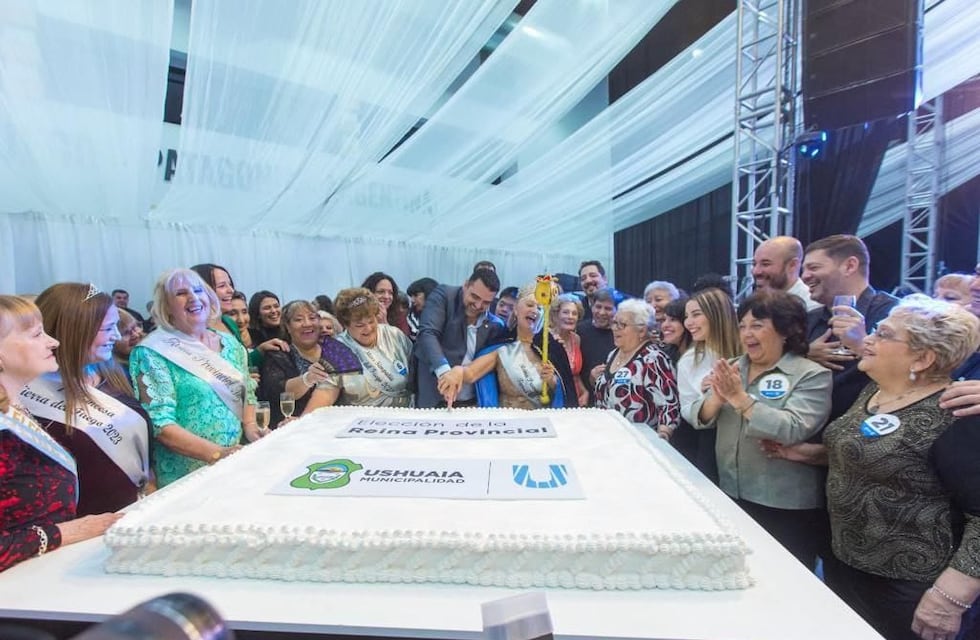 Ushuaia celebró la tradicional elección Provincial de la Reina de Adultos Mayores