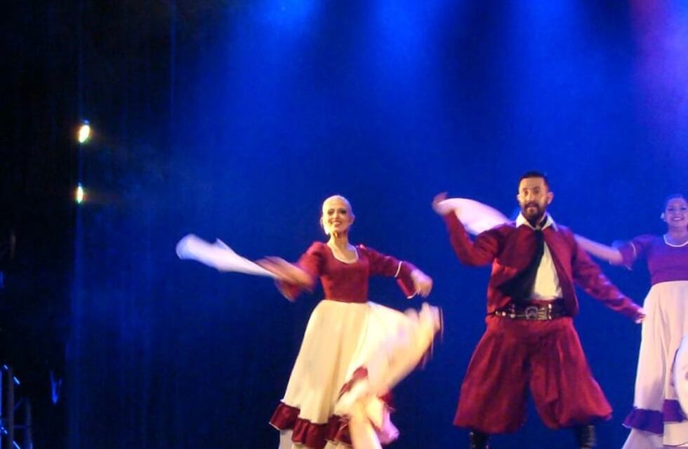 La importancia de seguir nuestras tradiciones argentinas: la palabra de una bailarina maipucina