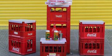 Nueva tendencia: mesas hechas con cajones de cerveza