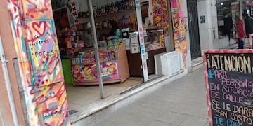 El trabajador se hizo viral en la ciudad de Córdoba.