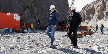 El intendente Emir Félix viajó hasta el Paso Las Leñas donde se lleva adelante el estudio geológico donde se emplazará el túnel internacional.