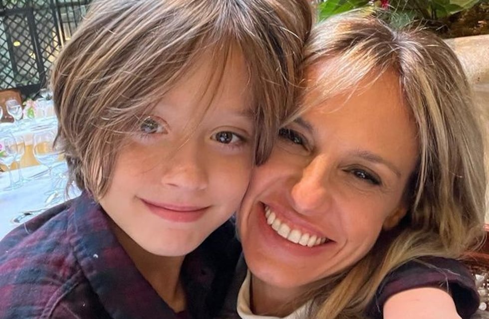 Así está hoy Máximo, el hijo de Mariana Fabbiani: tiene 9 años y es fanático del arte