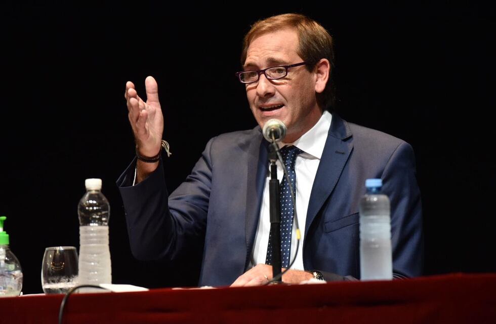 En la inauguración de sesiones del Concejo Deliberante, Garro anunció moratoria impositiva y pase a planta de cooperativistas