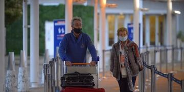 Suspenden vuelos de México, Brasil y Chile