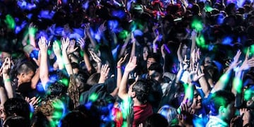 Las fiestas masivas quedaron en el ojo de la tormenta.