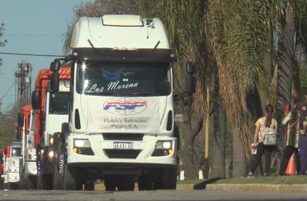 Homenaje a los transportistas de Pujato y un festejo local digno de imitar