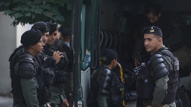 Este miércoles hubo otro importante operativo de seguridad en la marcha de los jubilados. (Gentileza Clarín).