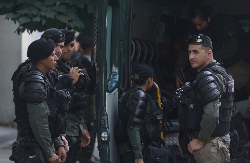 El Gobierno desplegó otro fuerte operativo de seguridad para mantener el control de la calle