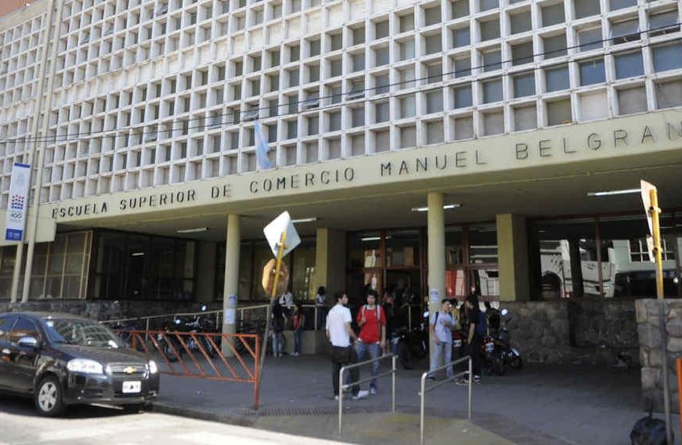 Elevaron a juicio al alumno que editó fotos de sus compañeras en Córdoba: cuáles son los cargos