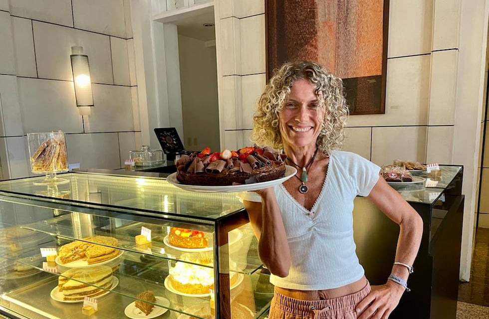 Por las nubes: indignación por los precios del local que Maru Botana abrió en Barcelona