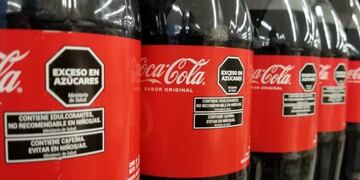 Los productos con la etiqueta negra ya pueden verse en algunos supermercados sanjuaninos.