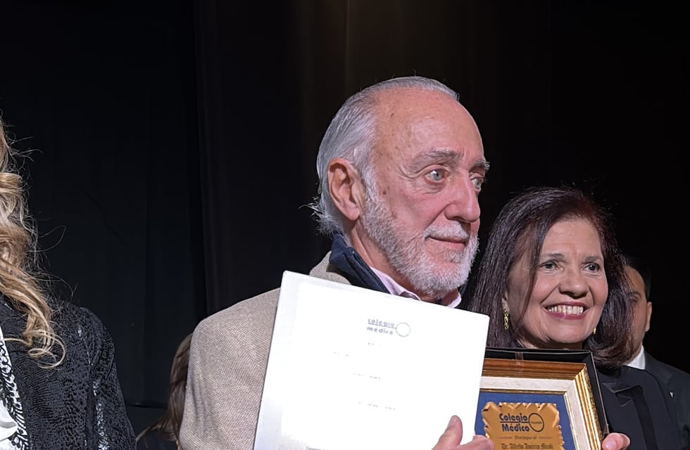 Alfredo Miroli fue distinguido por su aporte a la medicina y la salud pública