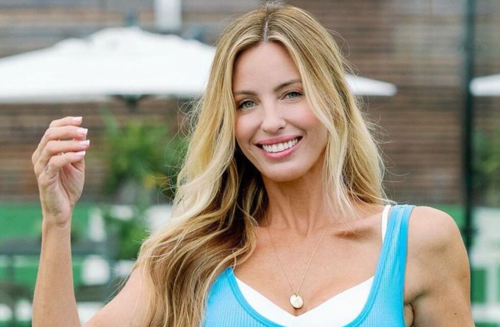 Rocío Guirao Díaz se adelanta al verano con una bikini ultra hot del color de la temporada