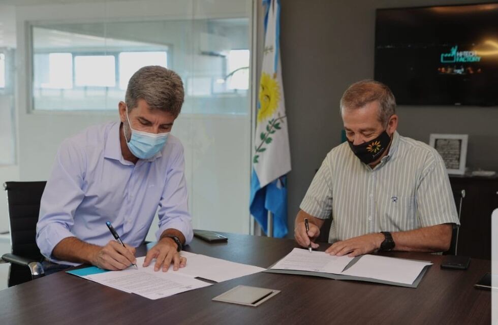 La Municipalidad de la Capital celebró un acuerdo con  Junín para transferirle mil luminarias