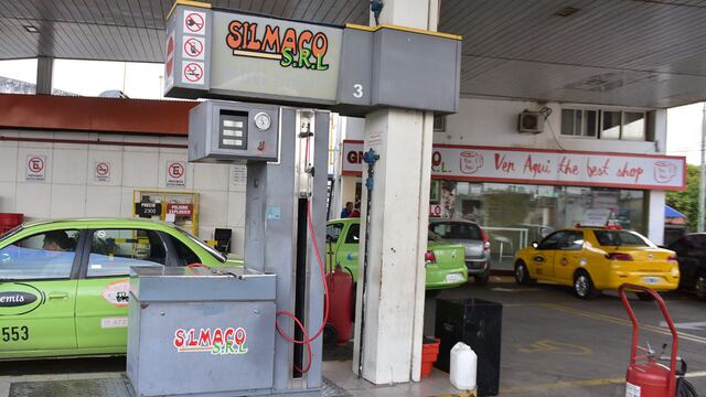Estación de servicio SILMACO, en barrio Marechal. Hubo un incidente con un quemado mientras cargaba GNC. (Ramiro Pereyra / La Voz)