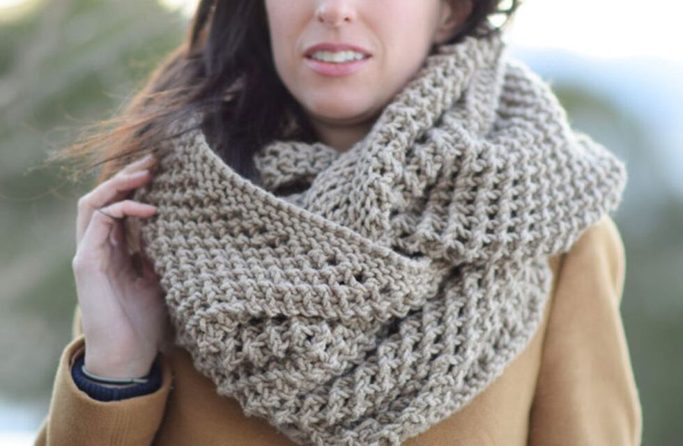 Chau a la bufanda de lana: cuál es el accesorio súper abrigado y que es furor para la temporada 2025
