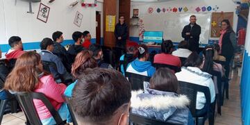 Inició el taller de programación en el Aula Maker de Eldorado.