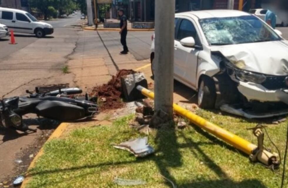 Violento accidente vial en Posadas: dos personas heridas