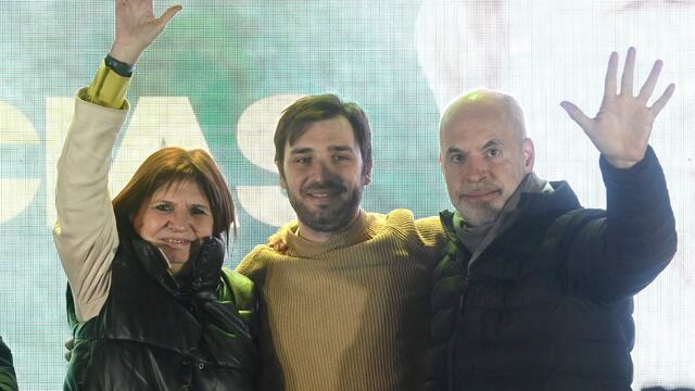 Ignacio Torres, gobernador electo de Chubut, junto a Patricia Bullrich y Horacio Rodríguez Larreta (Gentileza Cronista)