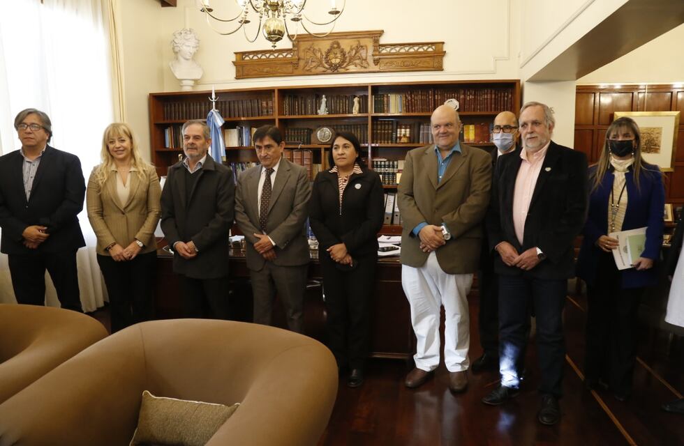 La fuga de cerebros y la falta de profesionales de la medicina