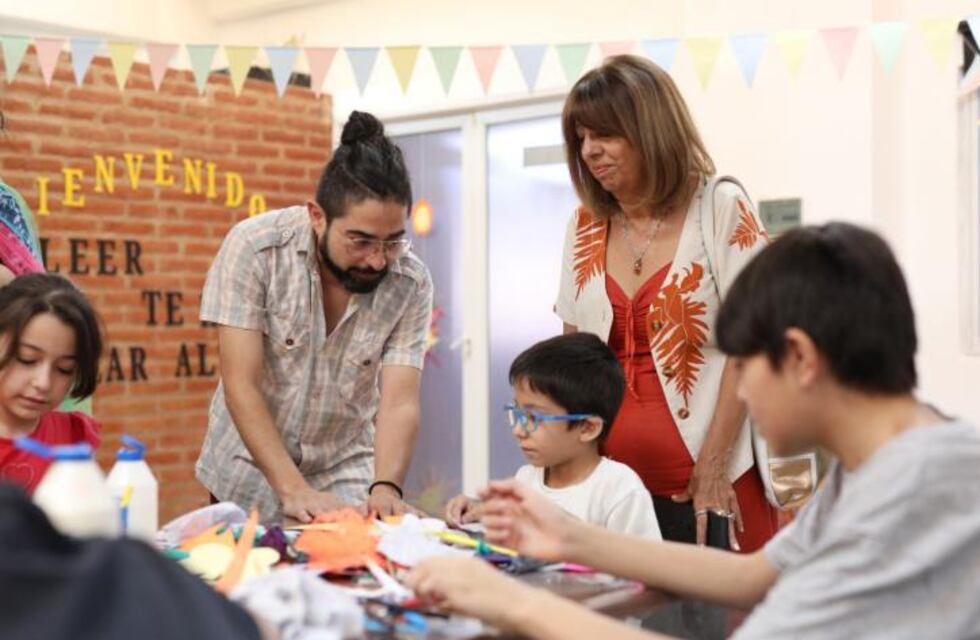 La ministra Montaldo recorrió los Talleres de Verano
