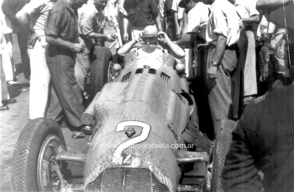 Juan Manuel Fangio y su victoria en las 500 Millas de Rafaela