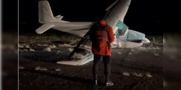 Abandonaron una avioneta en el aeroclub y sospechan que sea utilizada como transporte ilegal.