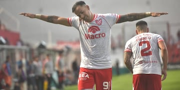 El delantero Facundo Suárez sufrió una grave lesión e Instituto lo pierde por toda la temporada (Facundo Luque / La Voz).