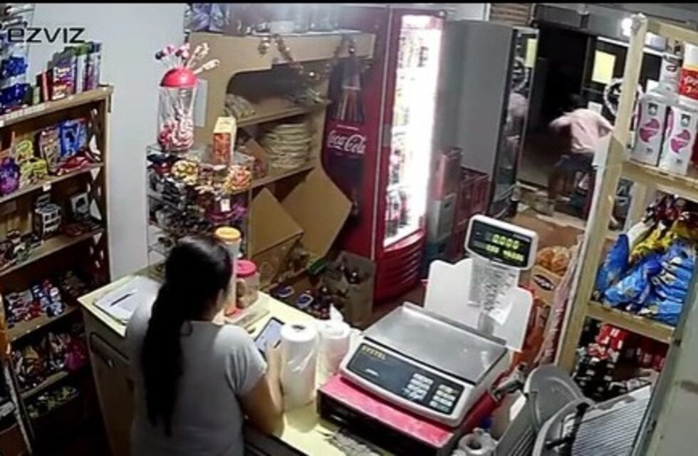 Video: así fue el robo en Alta Gracia que terminó con un ladrón detenido “a fustazos”