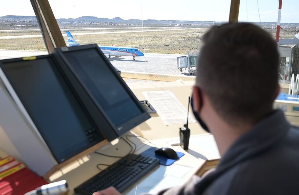 Jóvenes de Jujuy pueden acceder a becas del curso “Controlador de Tránsito Aéreo”