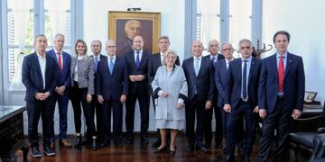 Omar Perotti, Pablo Javkin y jueces