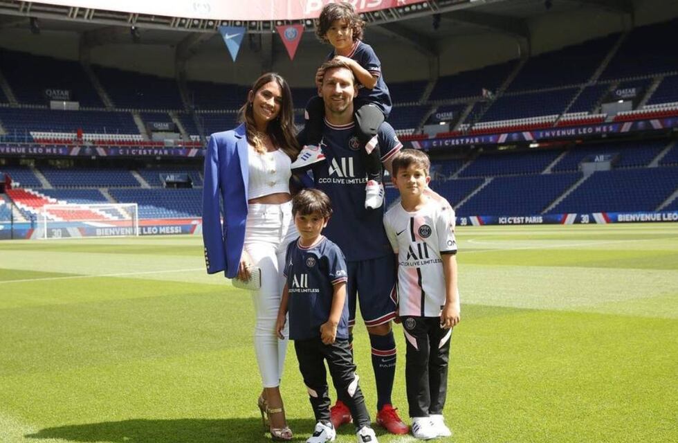Antonela Roccuzzo e hijos de Lionel Messi brillaron en entrega de Balón de Oro