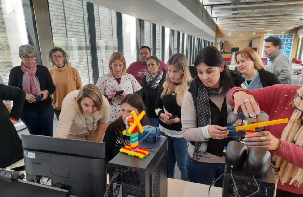 Capacitación en Programación y Robótica para docentes de escuelas primarias