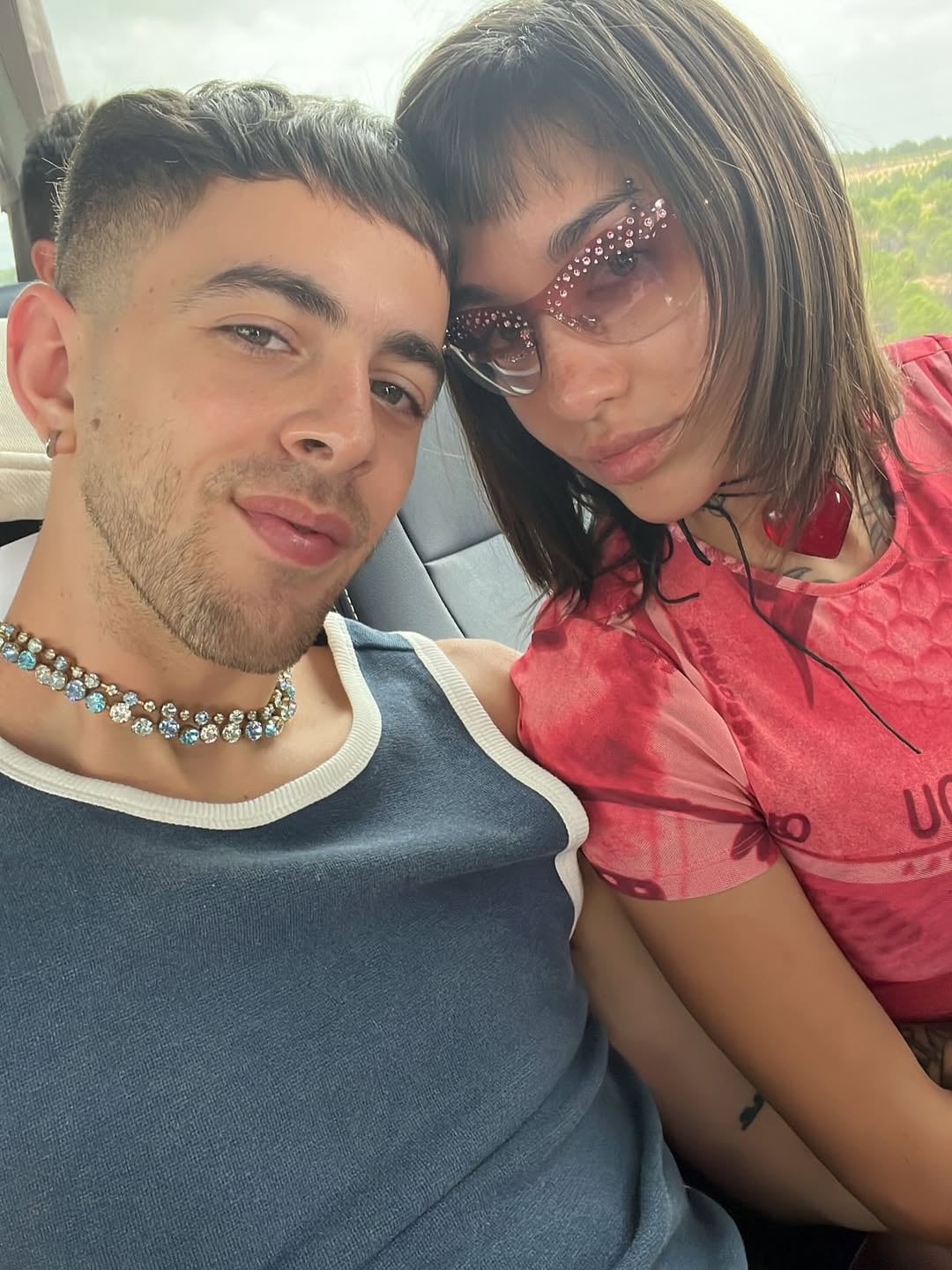 Rei y María Becerra confirmaron su noviazgo en 2022.