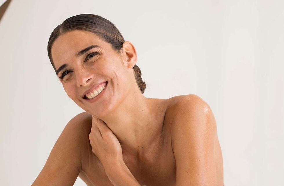 Juana Viale cautivó a sus seguidores desde la cama y sin ropa