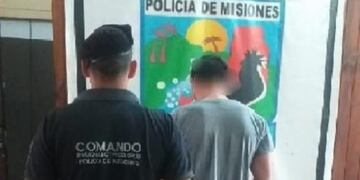 Un individuo terminó detenido tras ejercer violencia contra sus padres en Montecarlo.