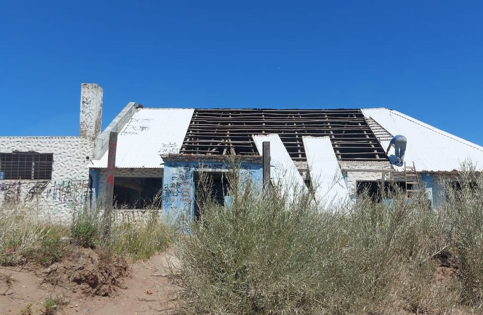 Pehuen Co: comenzó la demolición de “La Barraca”