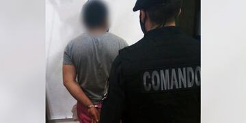 Nuevamente, efectivos policiales son atacados en el barrio A 3-2 cuando intentaban disipar un disturbio.
