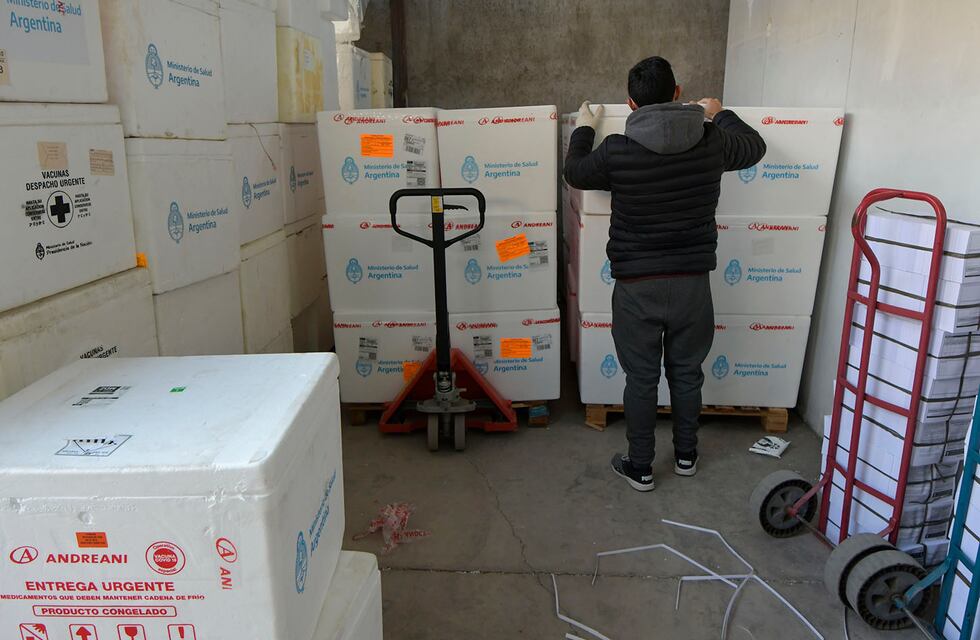 Vacuna covid-19 Mendoza: llegarán 24 mil dosis del segundo componente de Sputnik V