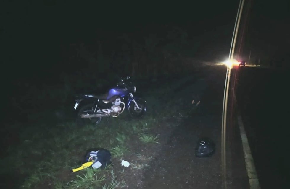 Los Helechos: Un joven motociclista falleció tras un choque