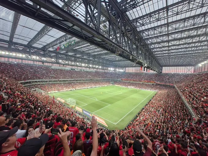 Estadio Mário Celso Petraglia o Ligga Arena, la cancha de Paranaense.