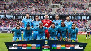 Belgrano se volvió de Santigo con cuatro goles, en uno de sus peores arranques en AFA (Red X).