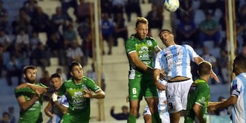 Racing es uno de los candidatos a quedarse con el ascenso de la segunda división del fútbol argentino. (La Voz / Archivo)